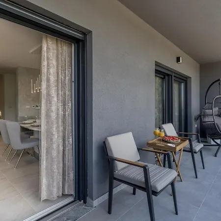 Villa Todo With Heated Pool And Jacuzzi