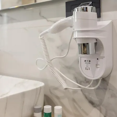 Villa Todo With Heated Pool And Jacuzzi Vinišće