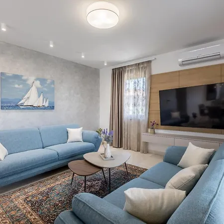 Todo With Heated Pool And Jacuzzi *