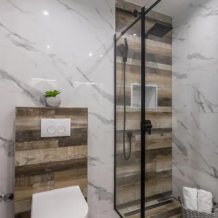 Todo With Heated Pool And Jacuzzi Villa Vinišće