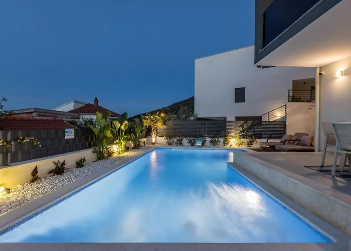 Todo With Heated Pool And Jacuzzi * Vinišće