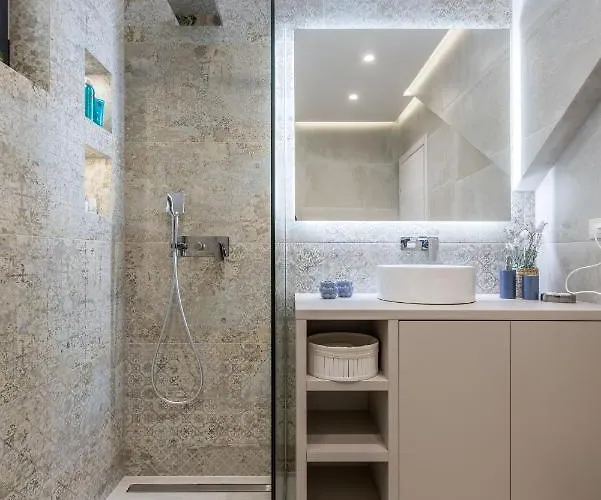 Todo With Heated Pool And Jacuzzi Villa