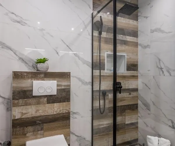 Todo With Heated Pool And Jacuzzi Villa Vinišće