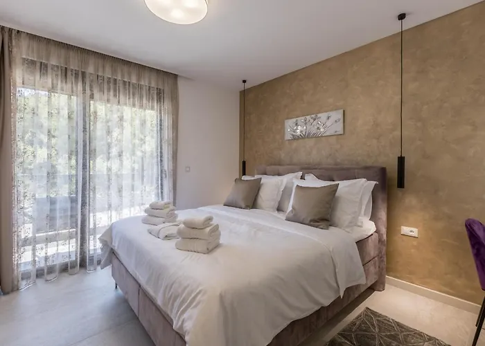 Todo With Heated Pool And Jacuzzi *