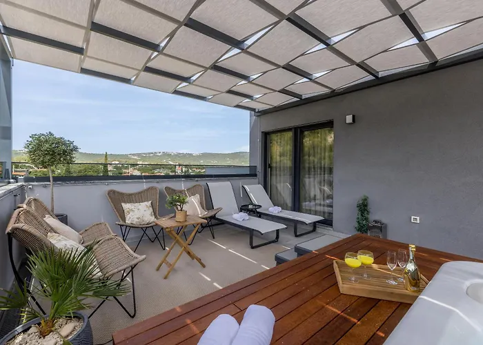 Todo With Heated Pool And Jacuzzi Villa *